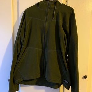 Rei zip up